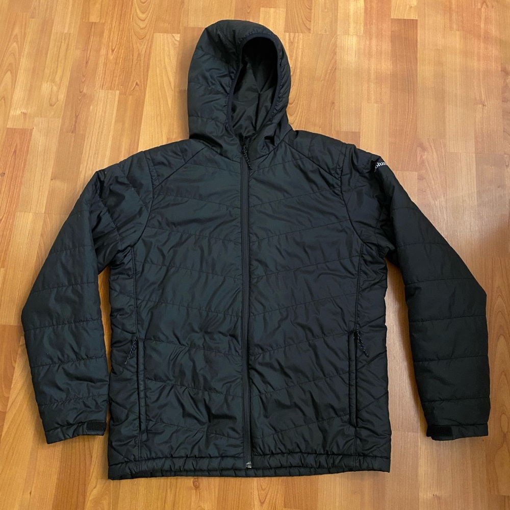 Columbia Men's Black Hooded Puffer Jacket Excellent Condition